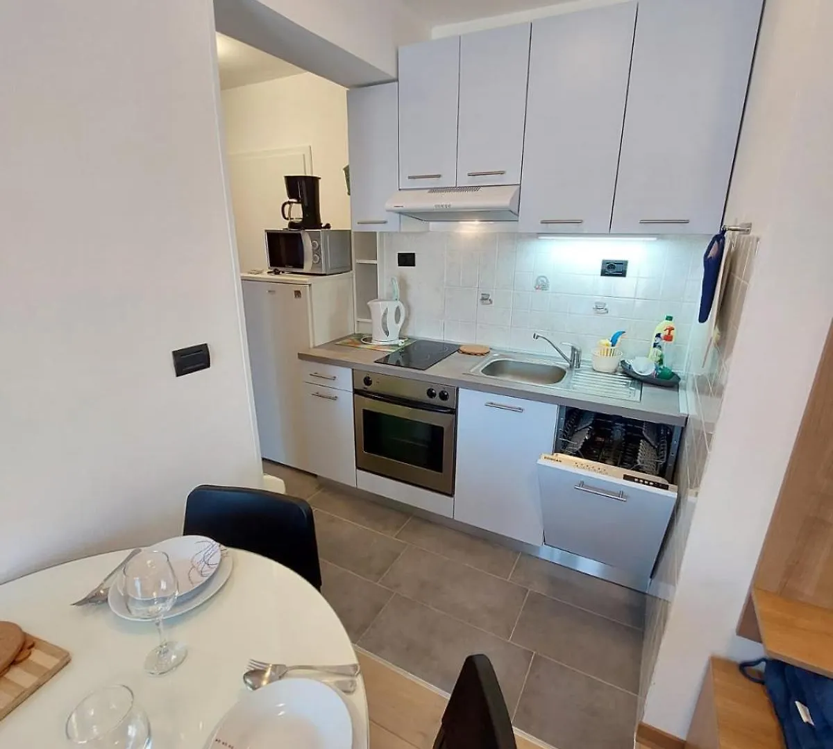 Apartments Near The Beach Veronika Zambratija  Croatia
