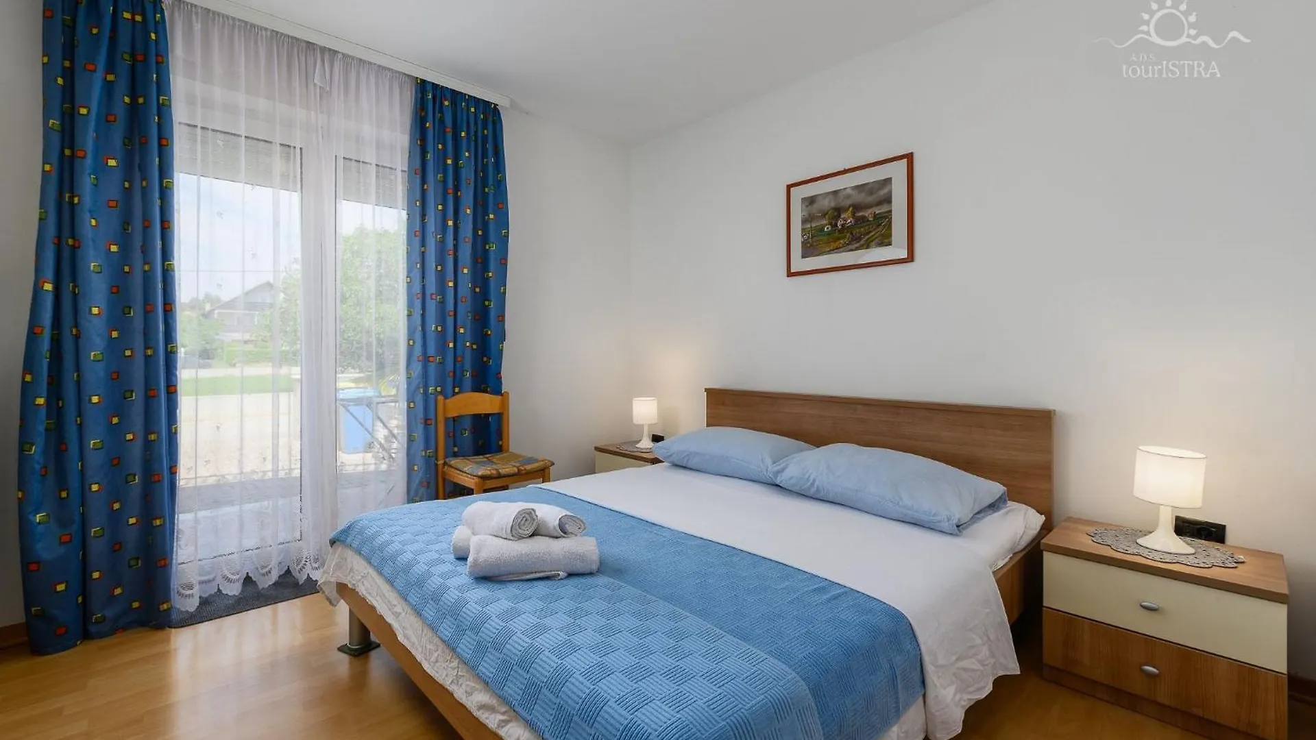Apartments Near The Beach Veronika Zambratija